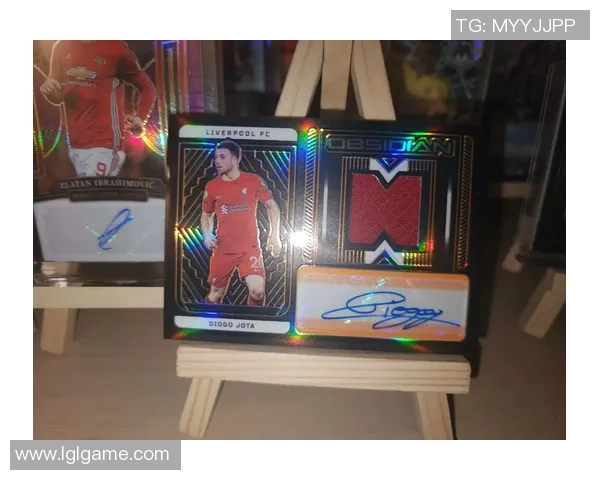 如何通过足球球星卡数据图解析球员表现与价值变化趋势